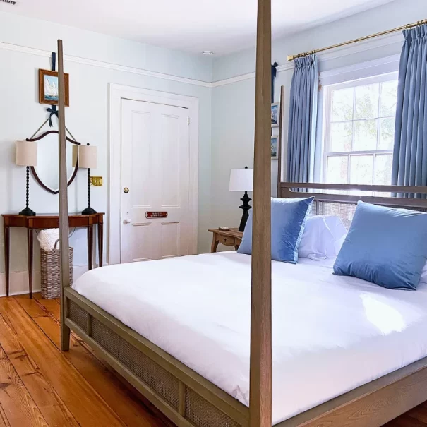 Camellia Suite King Bed